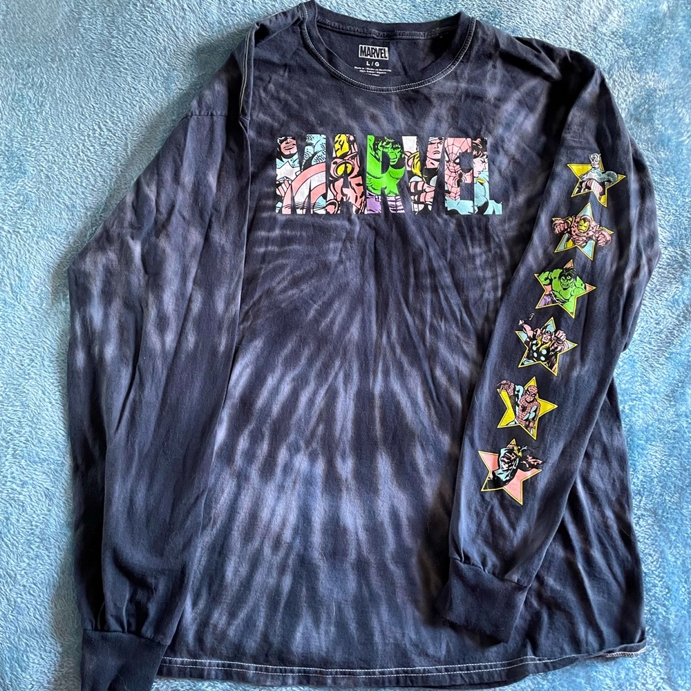 **SOLD** Marvel Avengers long sleeve tshirt